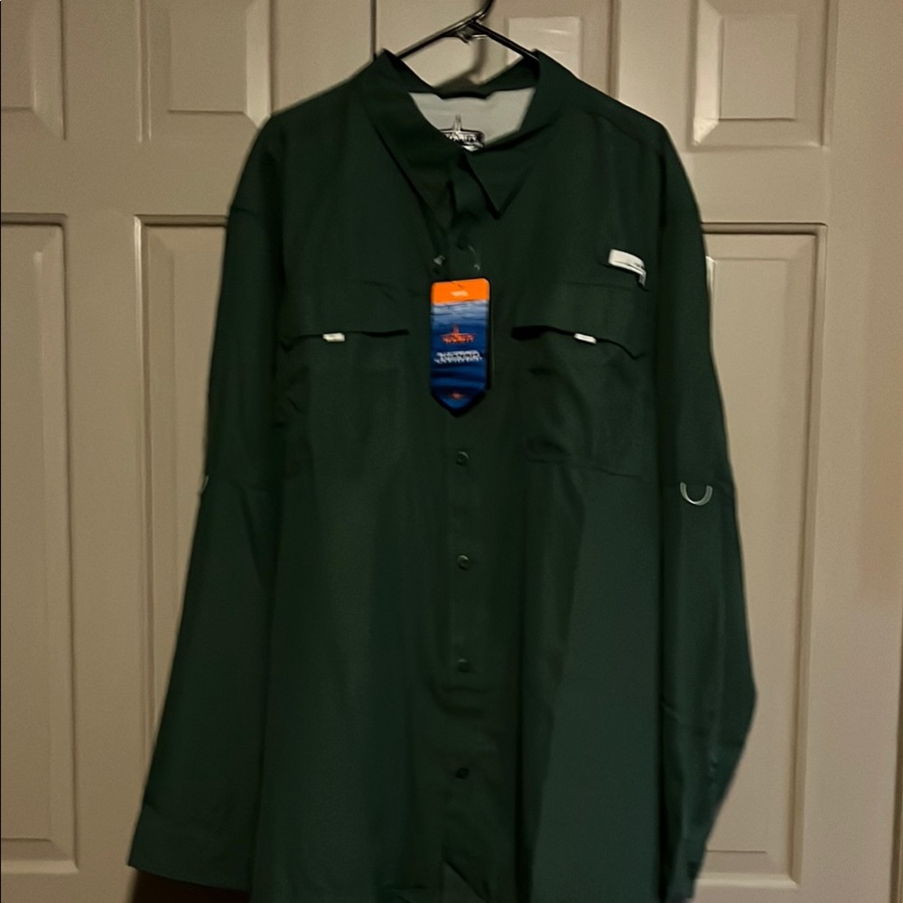 Habit Green long sleeve River shirt. 3XL NWT